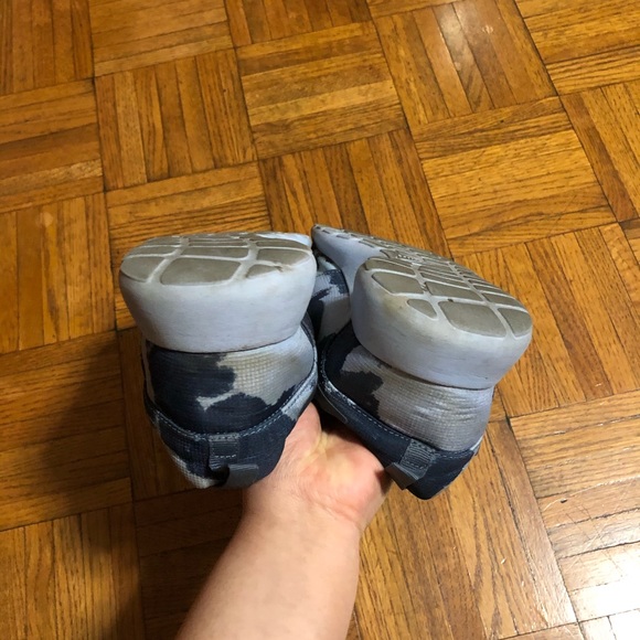 Nike Women’s Roshe Run Print Camo - Picture 8 of 9